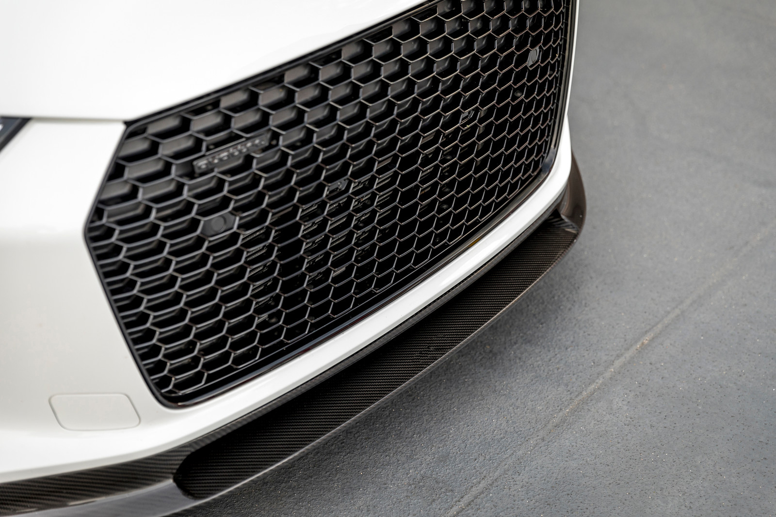Vorsteiner body kit for Audi R8 carbon fiber