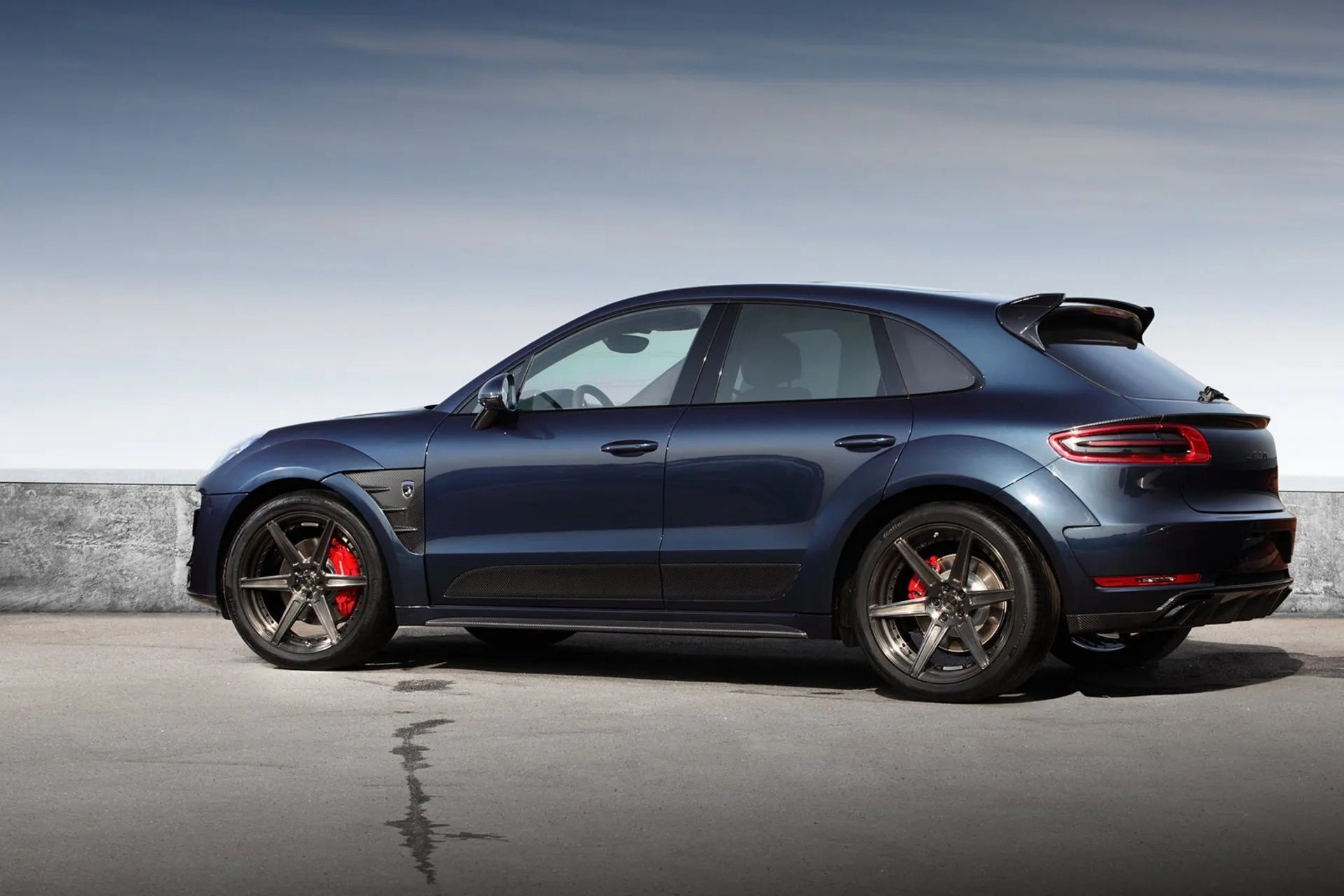 Check our price and buy Topcar Design body kit for Porsche Macan Ursa