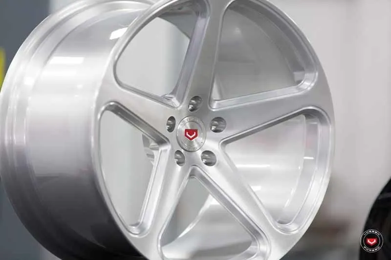 images-products-1-3263-232983743-Wheel_Gallery_CG-201_d307383b-1047x698.jpg