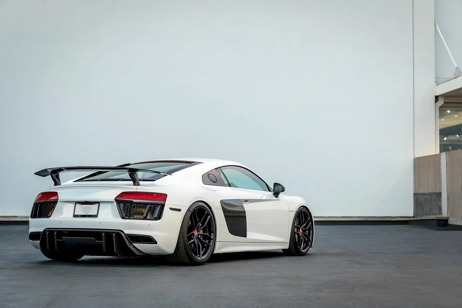 Vorsteiner body kit for Audi R8 new style