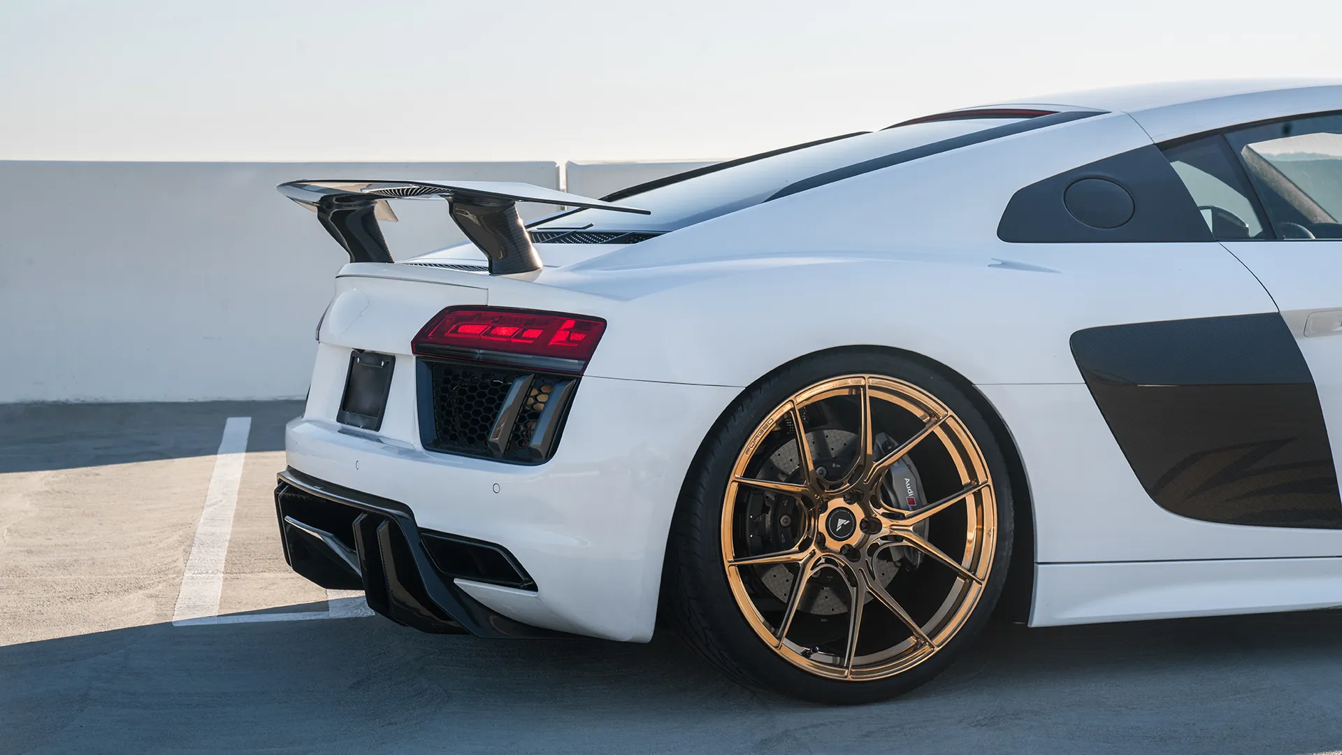 Vorsteiner body kit for Audi R8 carbon fiber