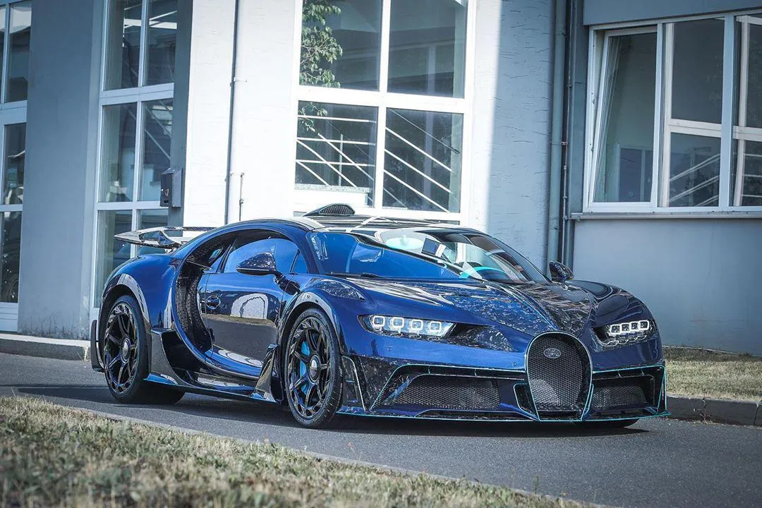 Mansory body kit for Bugatti Chiron carbon