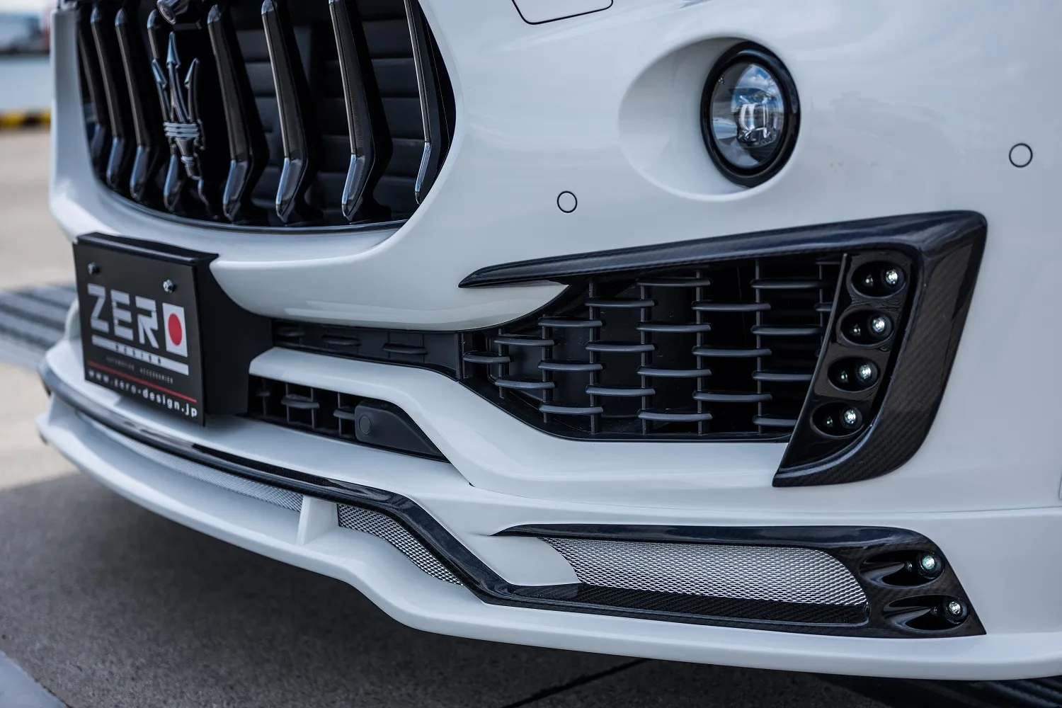 Zero Design body kit for  MASERATI Levante new model carbon 2020