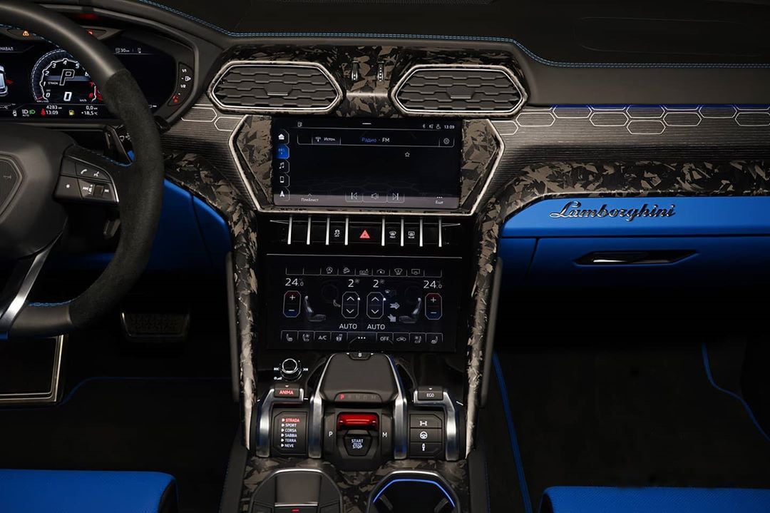 Hodoor Performance Carbon fiber interior set for Lamborghini Urus carbon