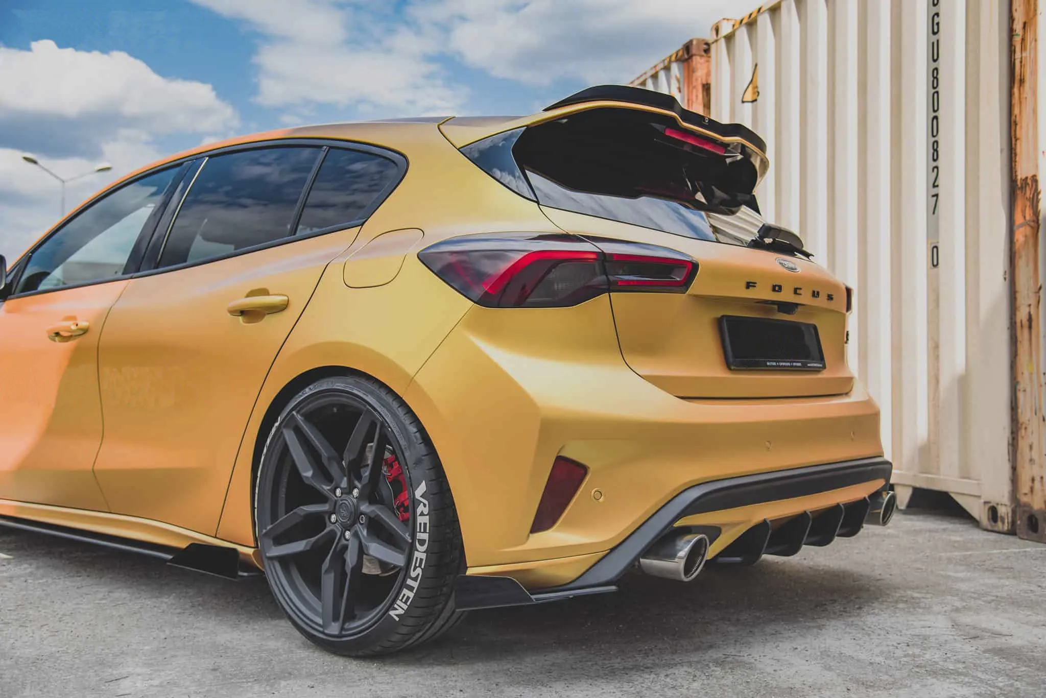 Maxton Design  Body Kit Set for Ford Focus ST latest model