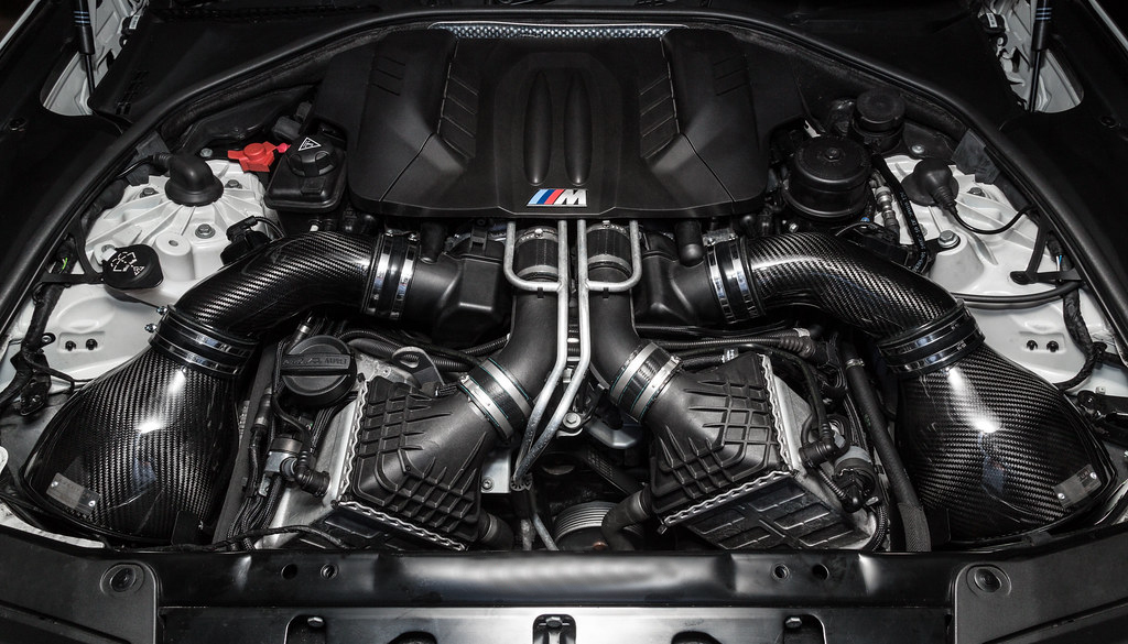 Eventuri Carbon fiber Intake systems for BMW M6 F13