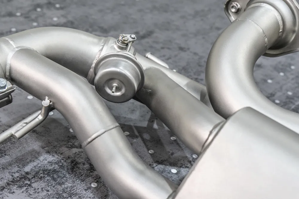 TNEER Exhaust Systems for Ferrari California / T