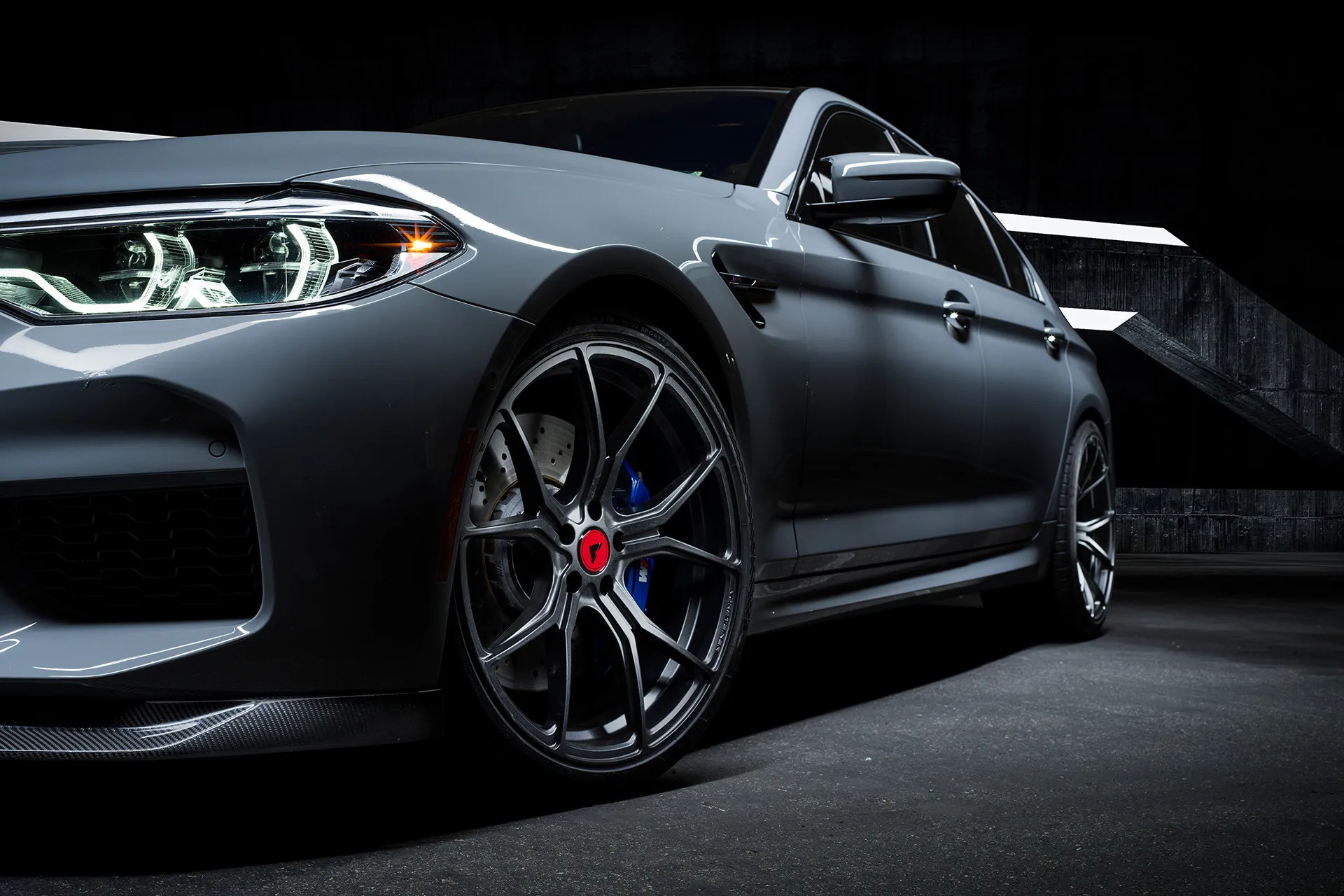 Vorsteiner body kit for BMW M5 F90 carbon fiber