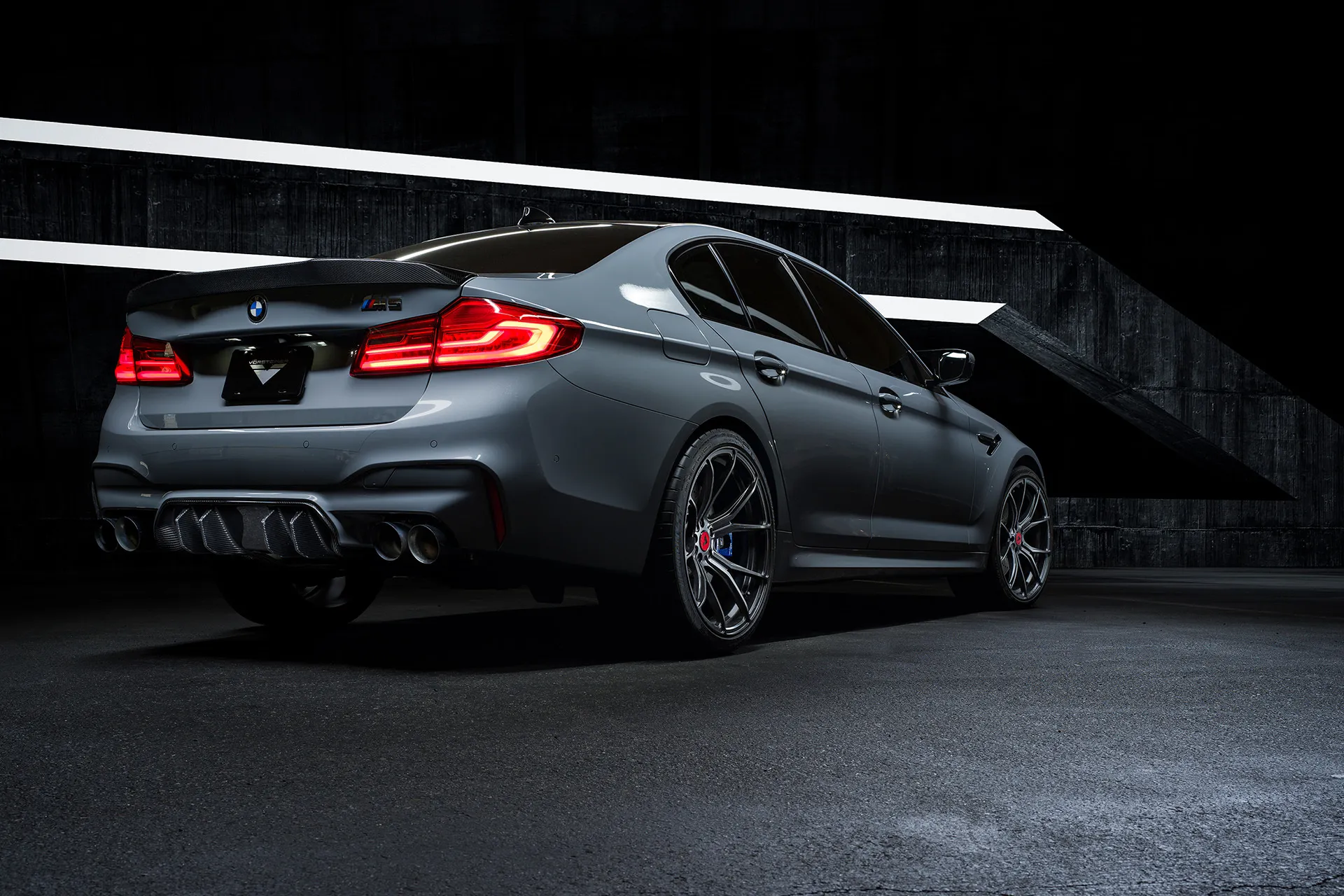 Vorsteiner body kit for BMW M5 F90 carbon fiber