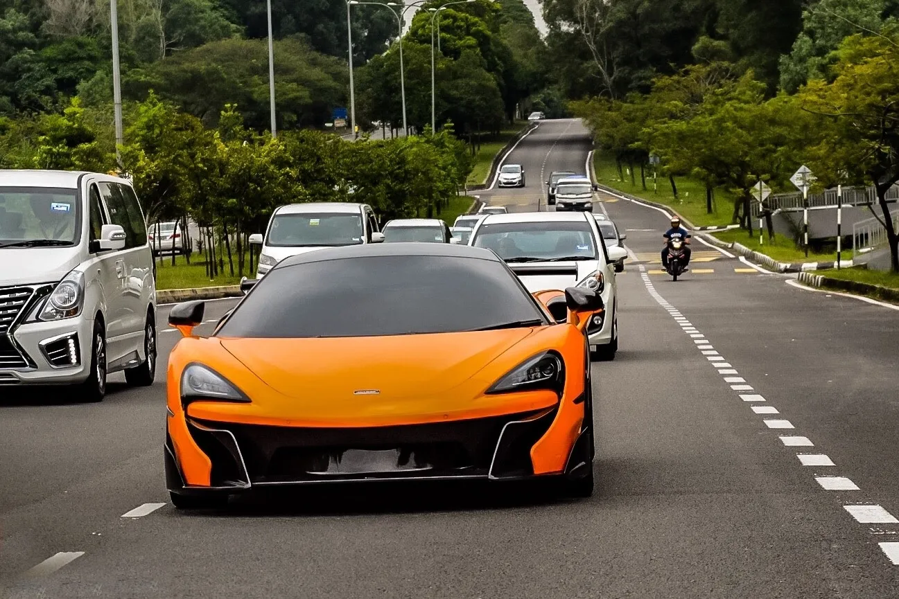 Vorsteiner Nero body kit for McLaren 570S carbon fiber