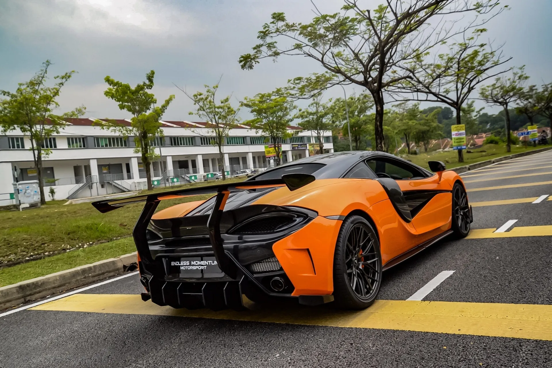 Vorsteiner Nero body kit for McLaren 570S carbon fiber