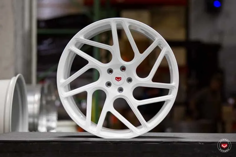 images-products-1-3482-232983962-Wheel_Gallery_CG-209T_b78e7277-1047x698.jpg