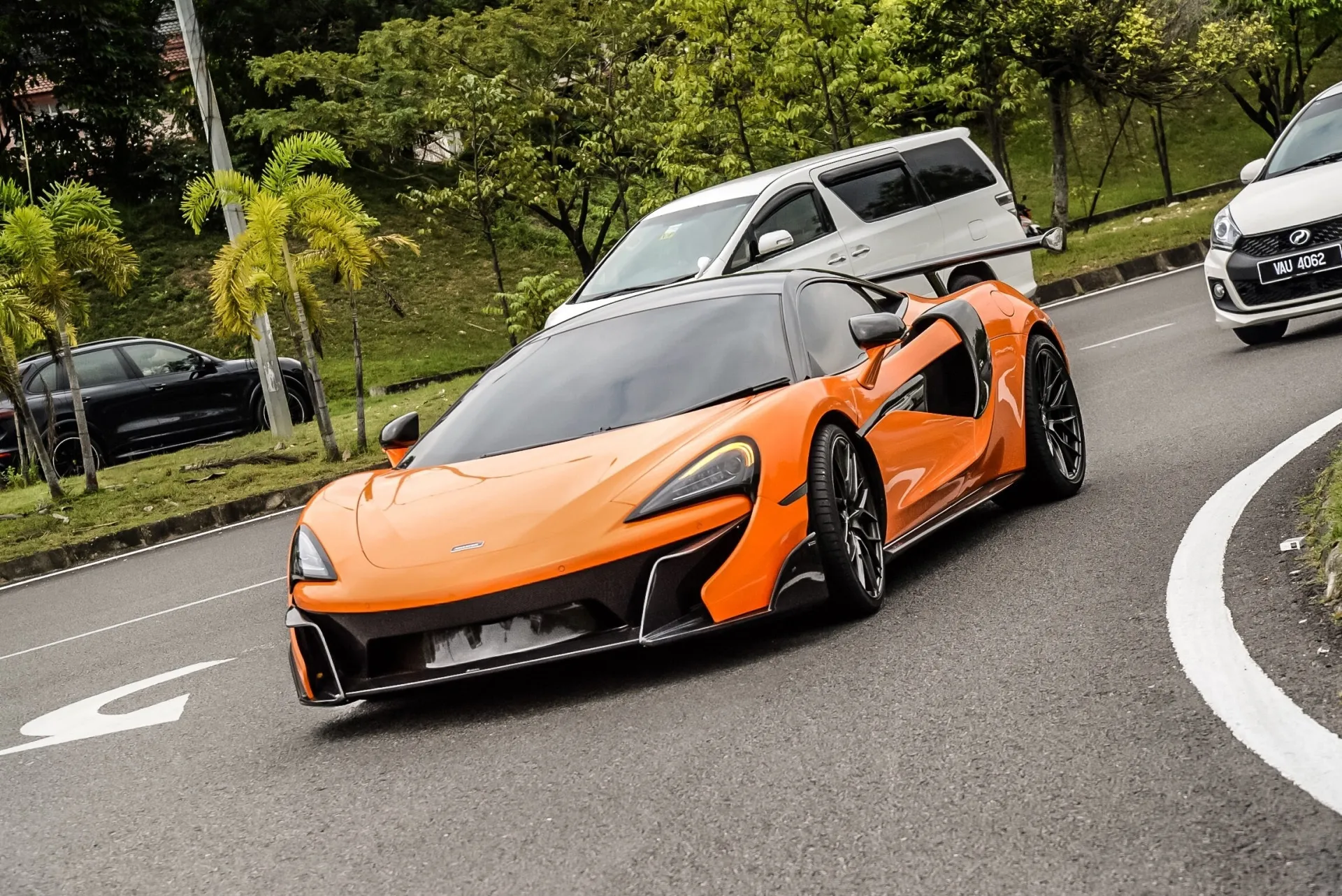 Vorsteiner Nero body kit for McLaren 570S carbon fiber