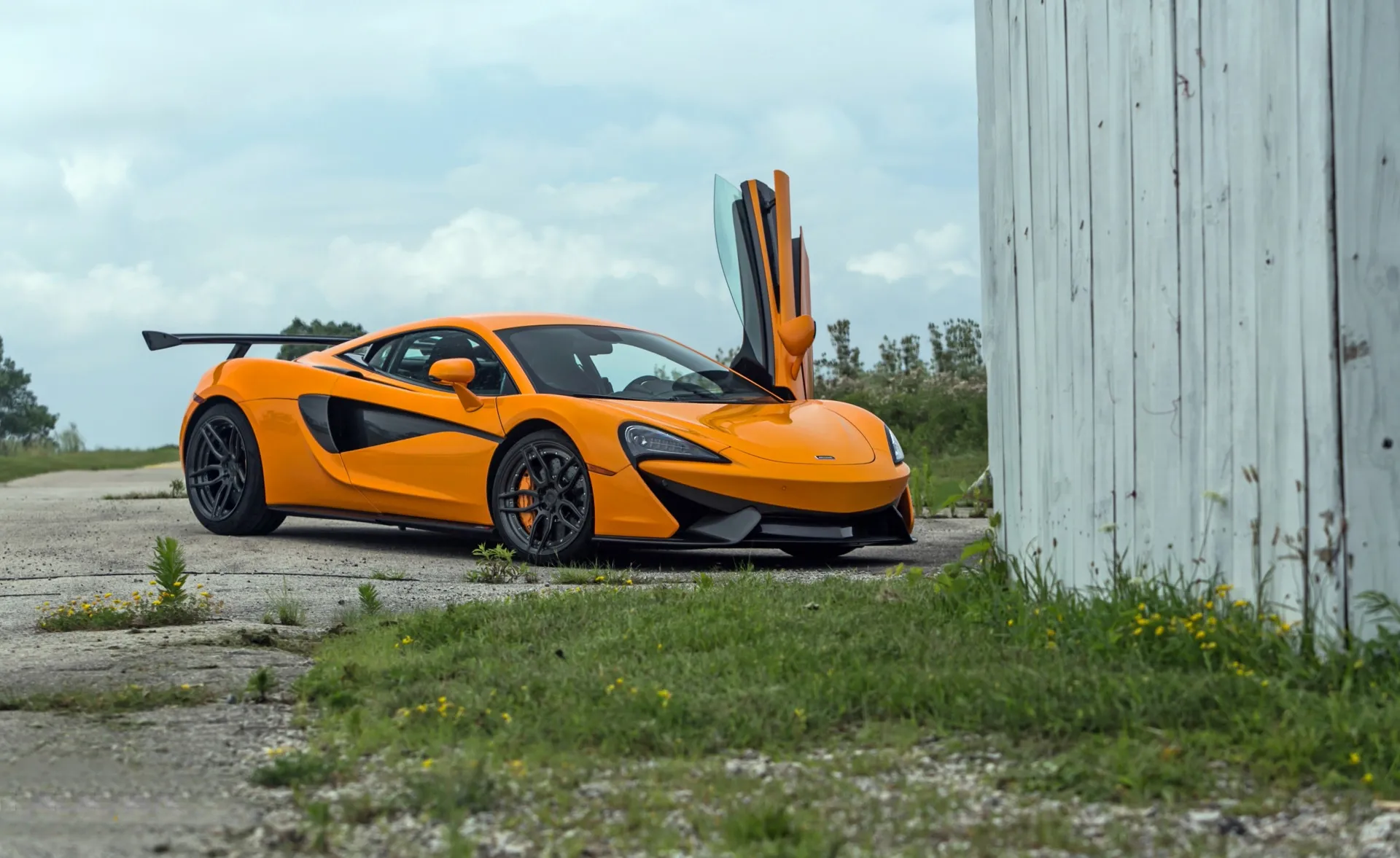 Vorsteiner Nero body kit for McLaren 570S new style