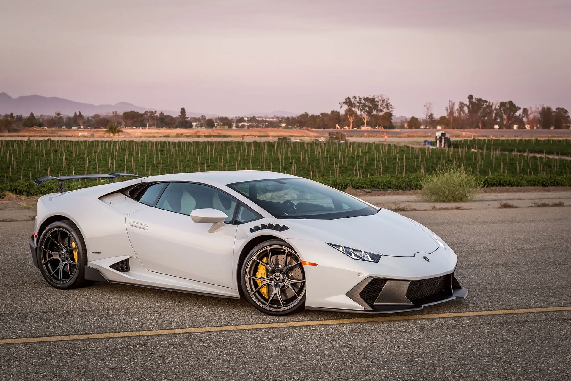 Vorsteiner Nero body kit for Lamborghini Huracan Novara