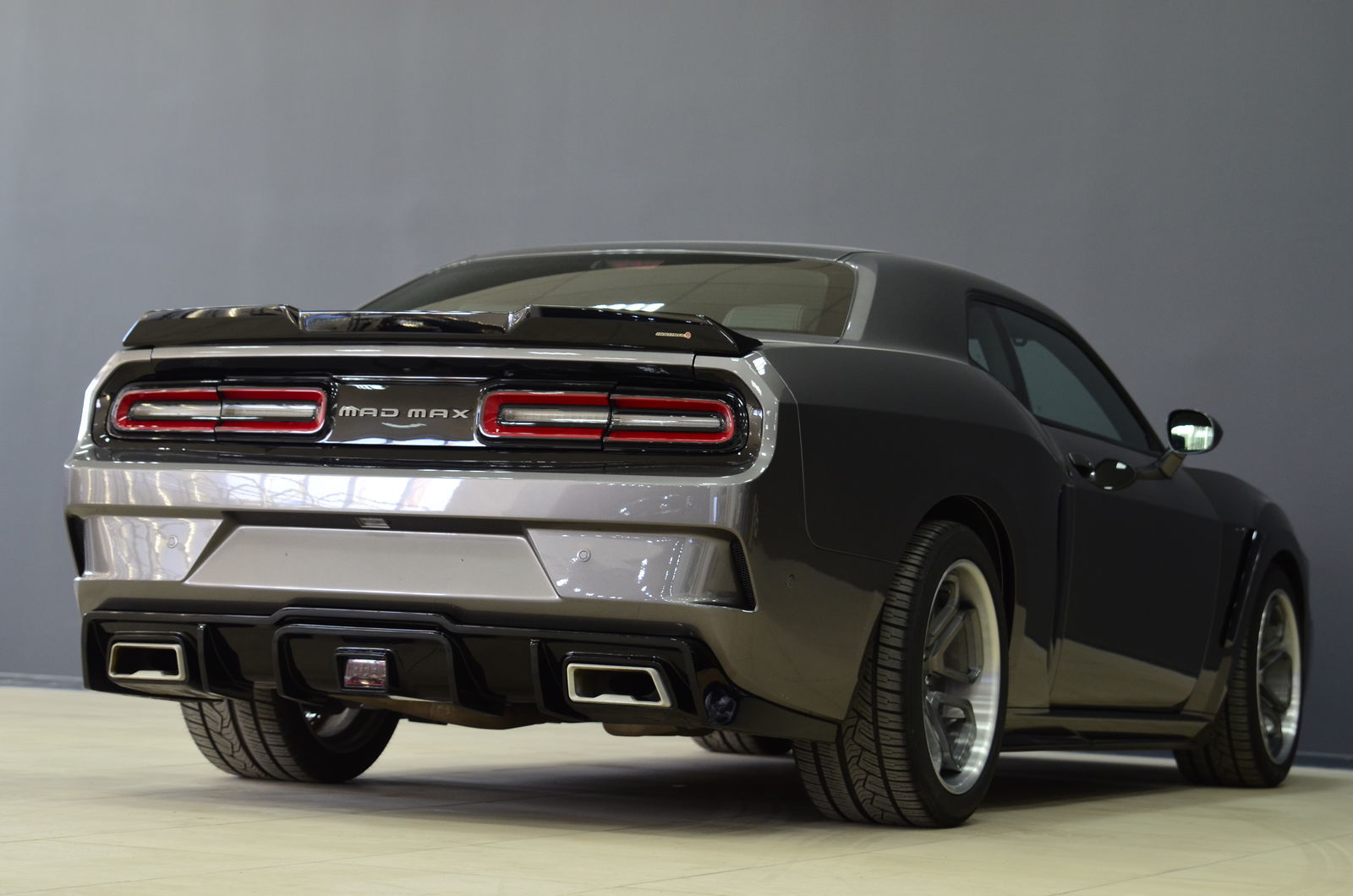 SCL PERFORMANCE body kit MAD MAX for Dodge Challenger
