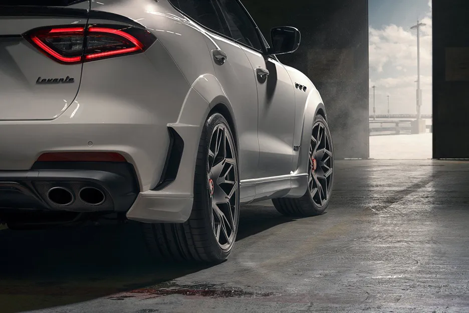 NOVITEC body kit for Maserati Levante Esteso V2
