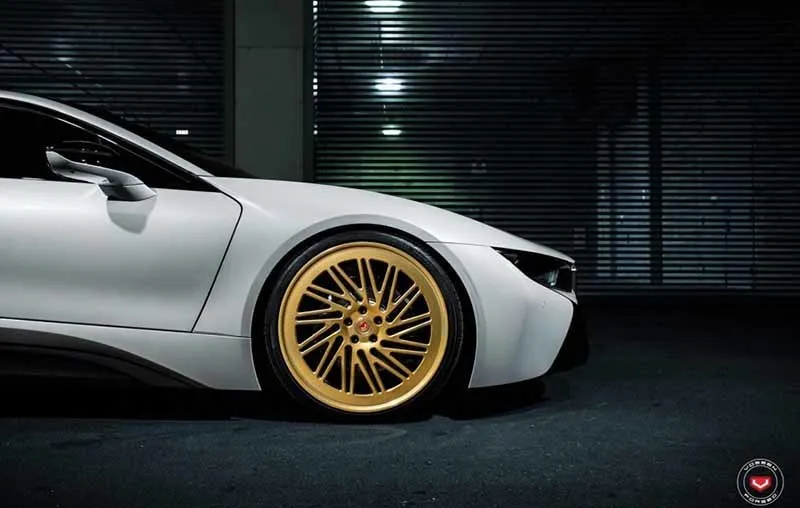 images-products-1-3639-232984119-bmw_i8_lc-105t_9de79683.jpg