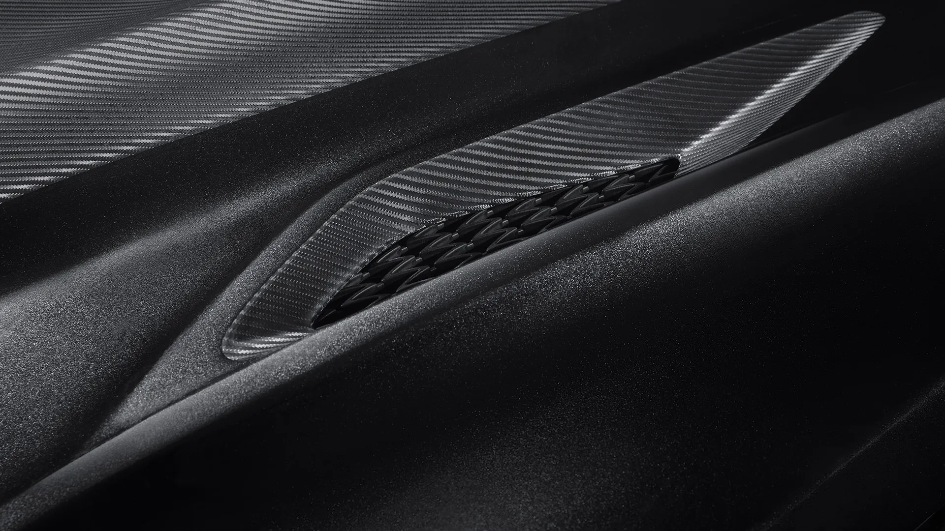 HOOD VER. HRS SPORT ON LEXUS LX 2020