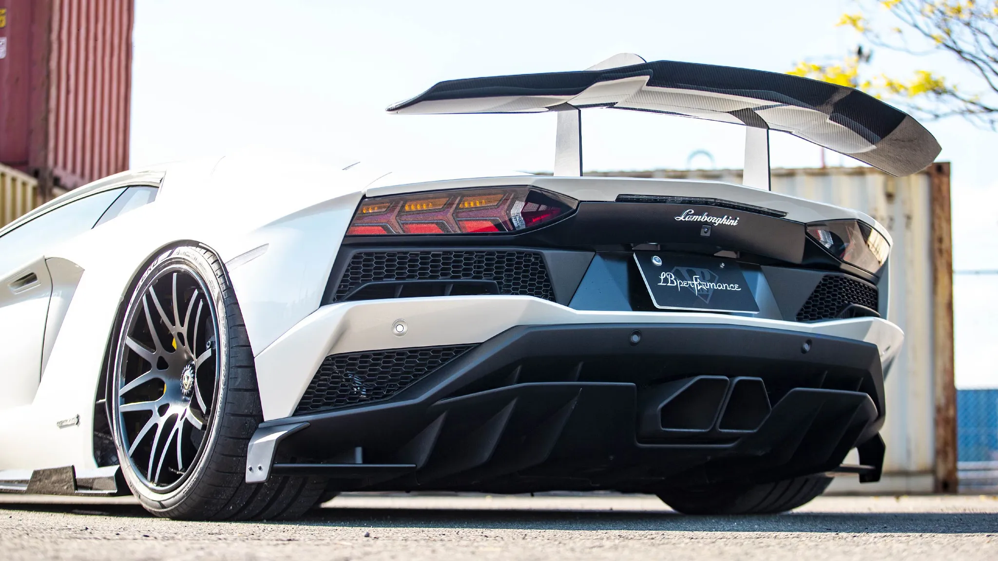 Liberty Walk body kit for Lamborghini Aventador S new model