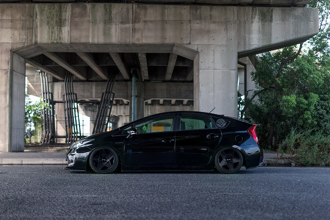 Liberty Walk nation body kit for Toyota Prius 30 polyurethan