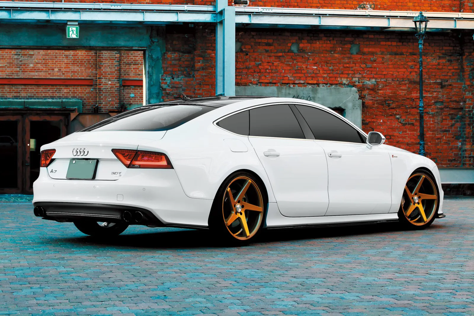 NEWING Bodi Kit for Audi S7 / A7 S-Line Sportback new model
