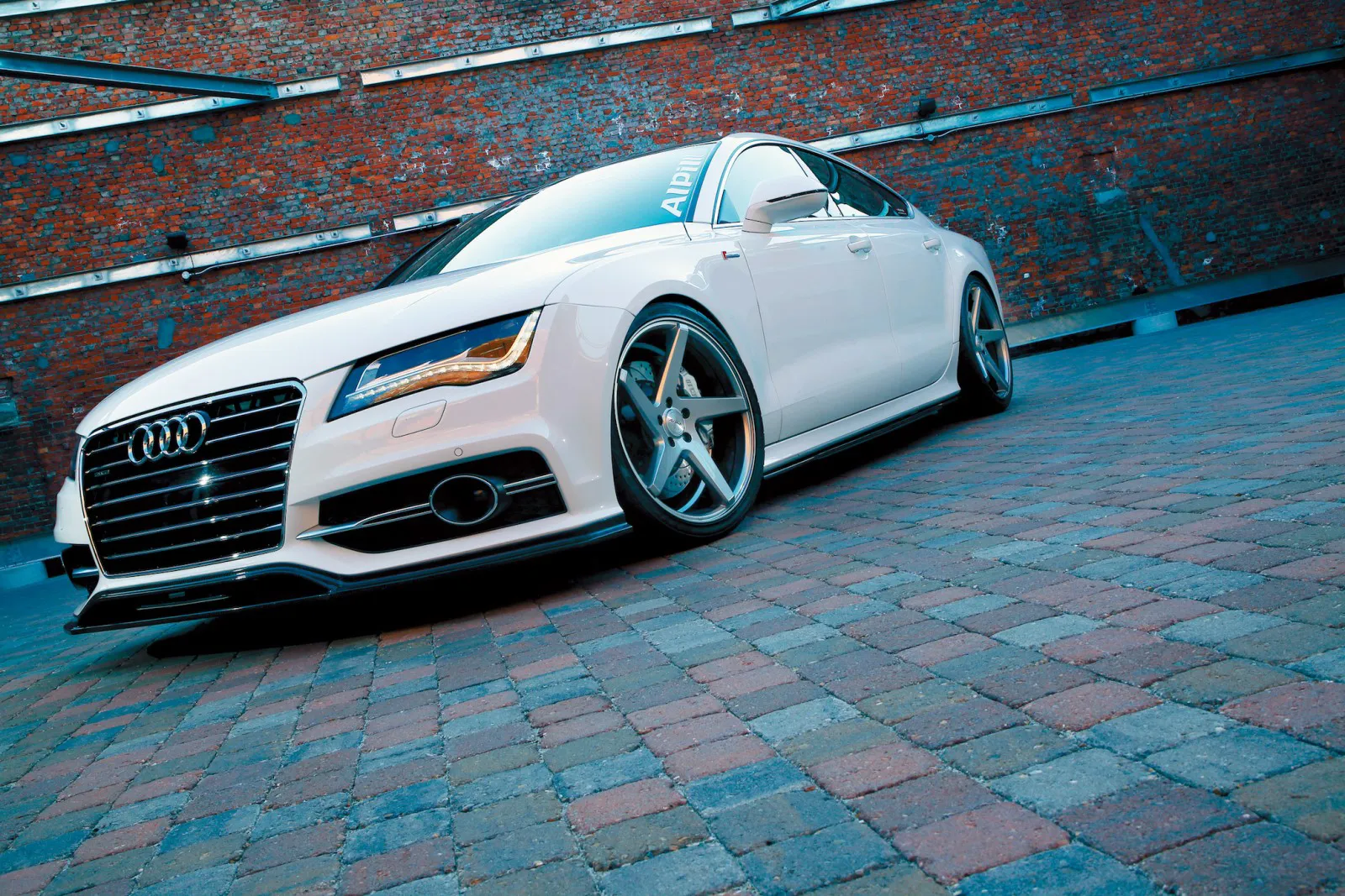 NEWING Bodi Kit for Audi S7 / A7 S-Line Sportback new style