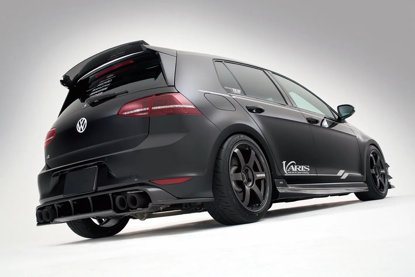 Varis Body Kit  for VOLKSWAGEN GOLF VII R new style