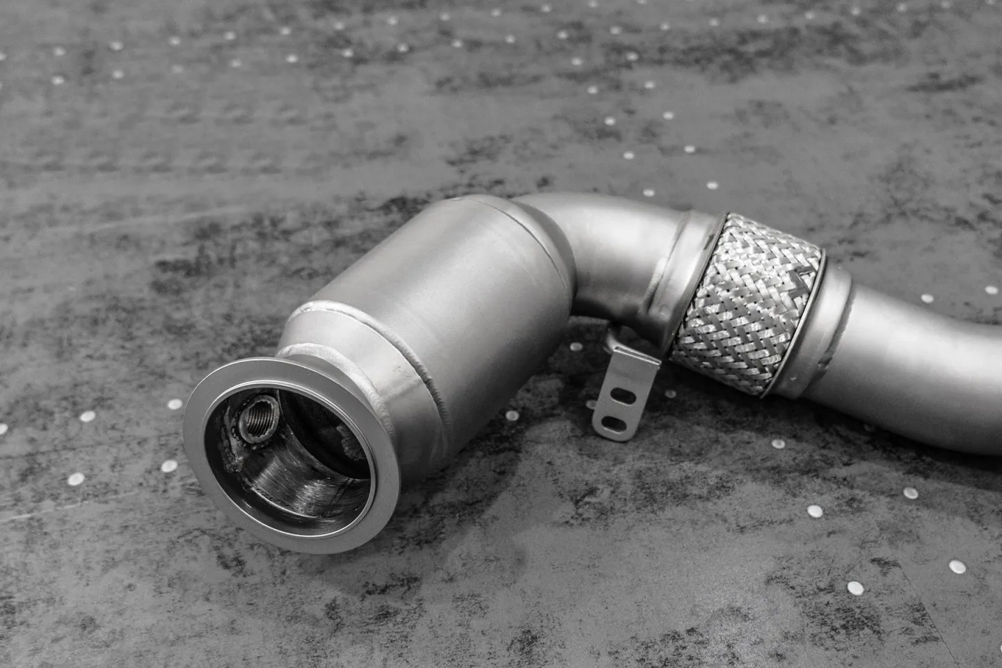 TNEER Exhaust Systems for BMW x M F12 M6