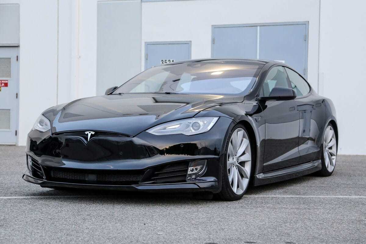 Unplugged Performance Refresh Front Fascia System for Tesla Model S latest model