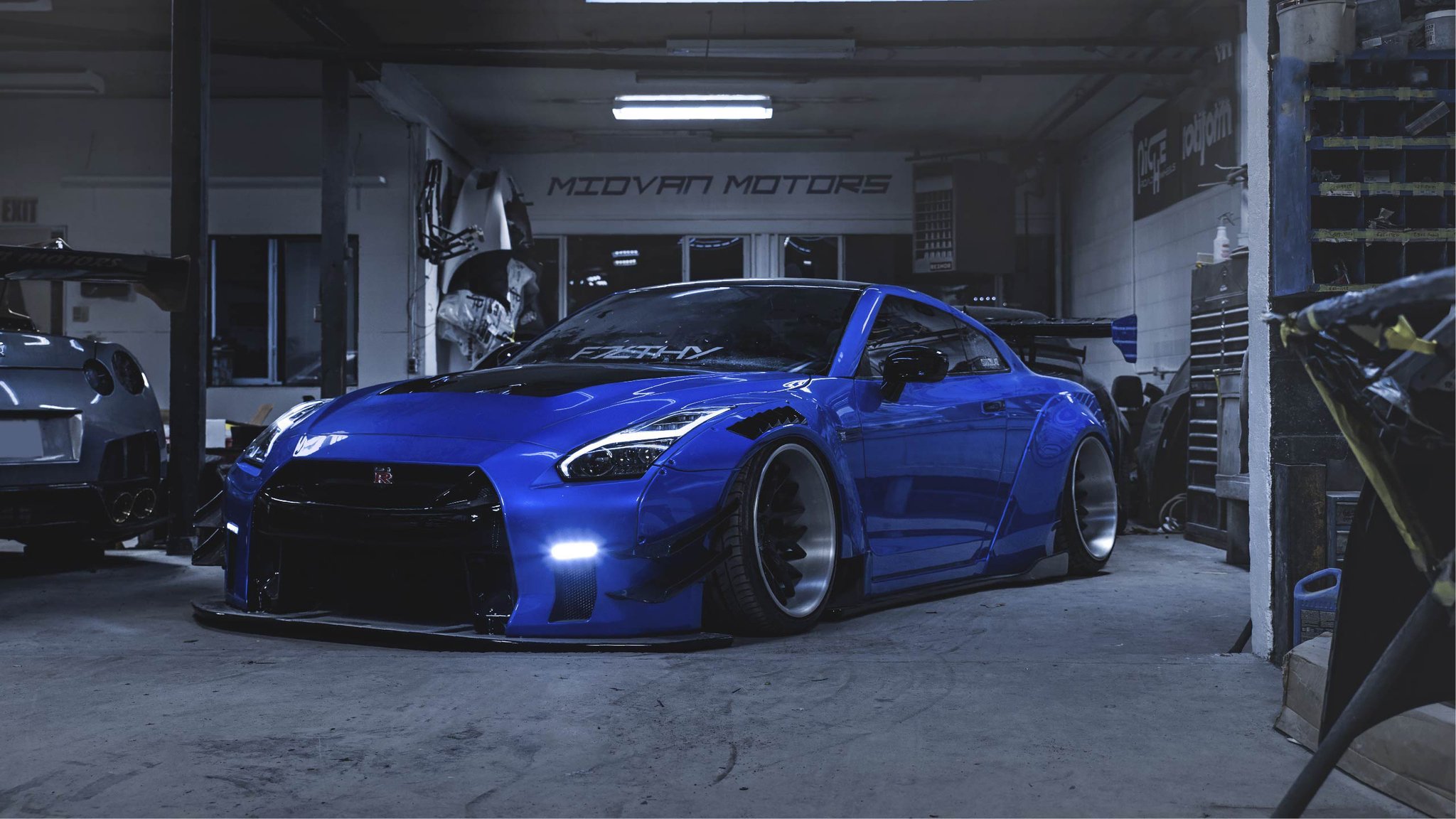 Check our price and buy Liberty Walk  body kit for Nissan GT-R R35!