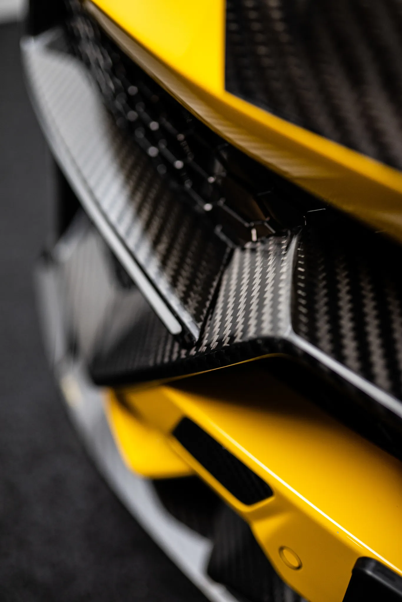 Check price and buy Keyvany Carbon Fiber Body kit set for Lamborghini Urus
