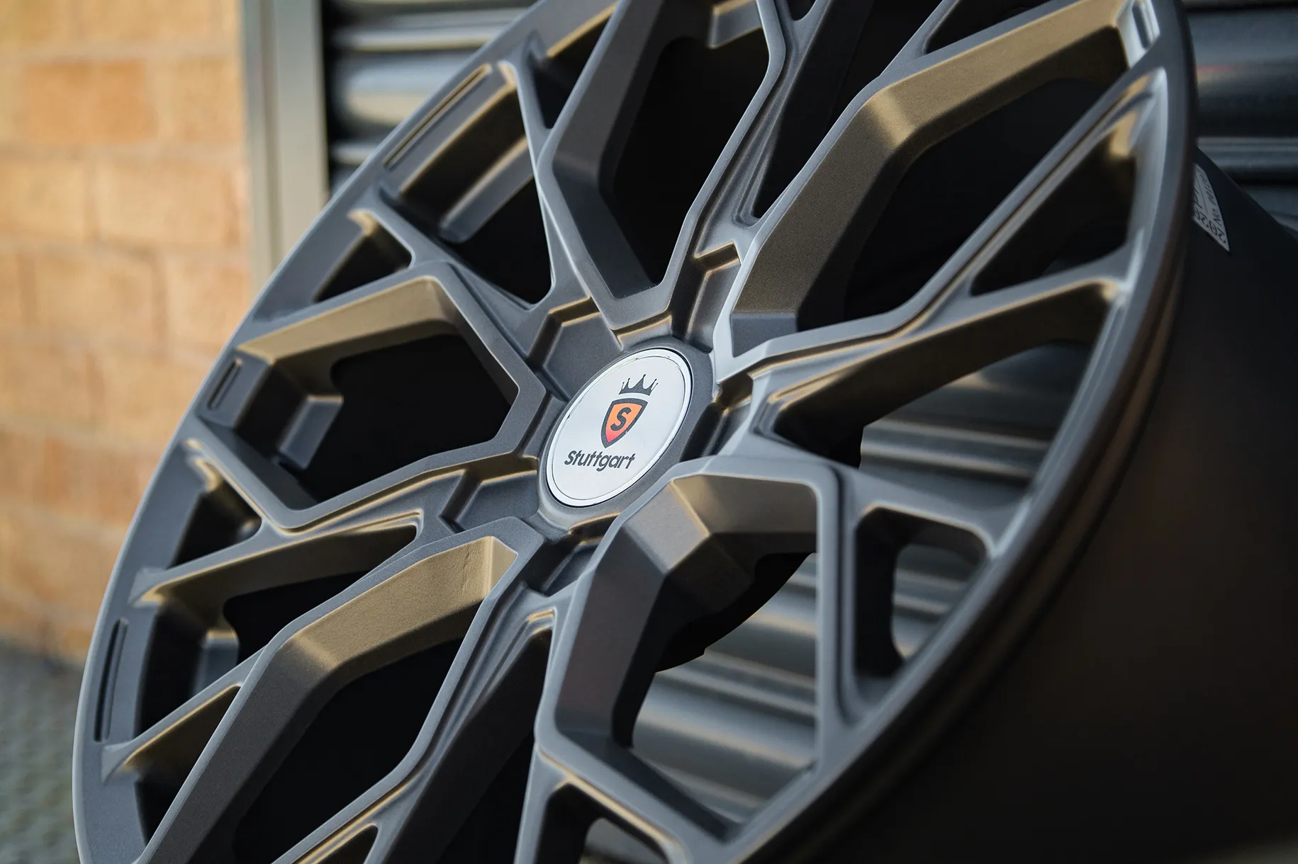 Stuttgart ST20 light alloy wheels