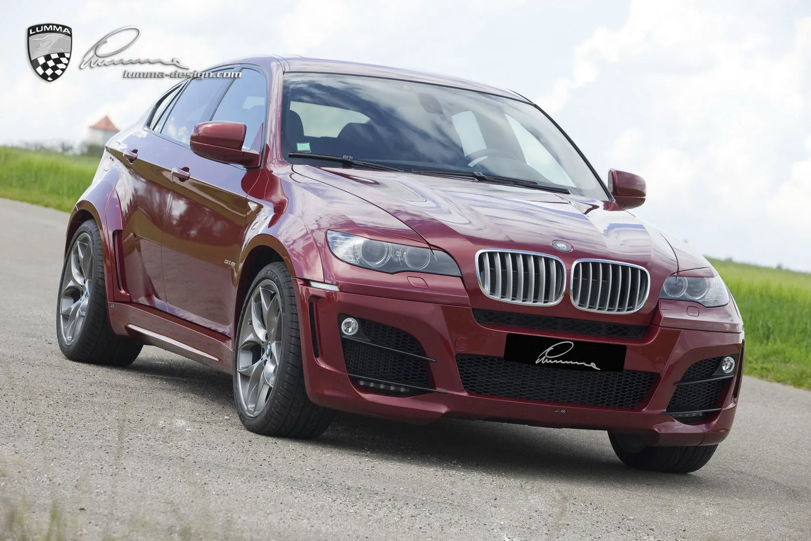 Check our price and buy Lumma CLR X 650 body kit for BMW X6 E71