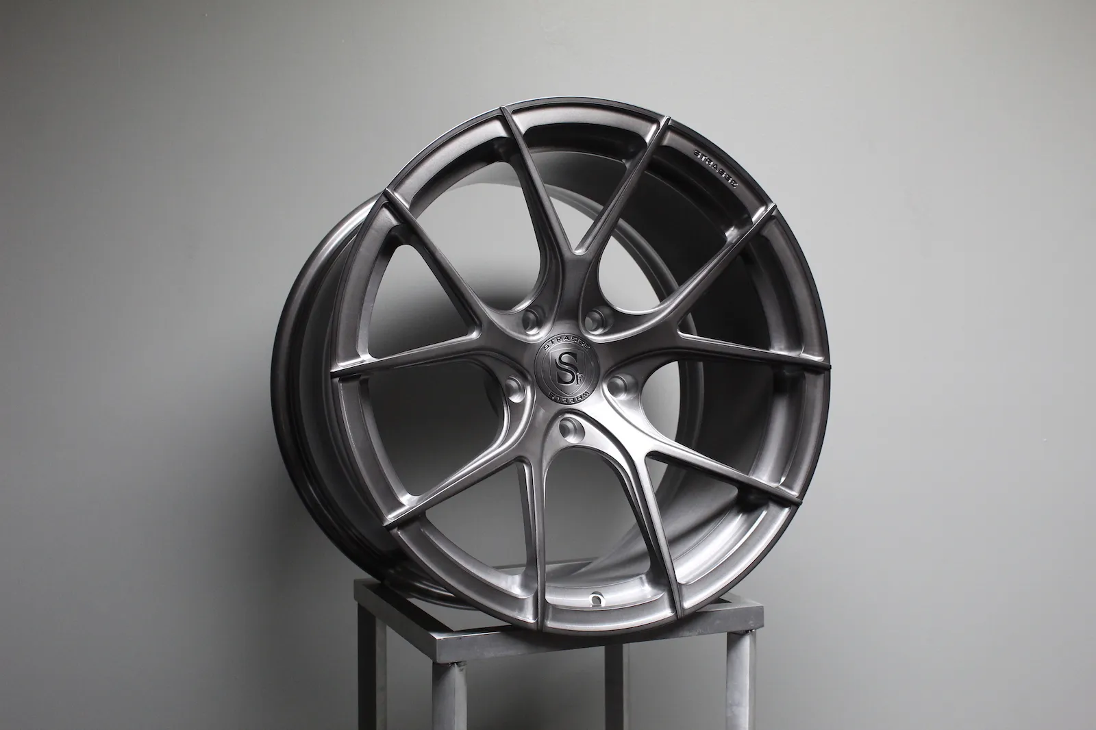 Strasse SM5R DEEP CONCAVE MONOBLOCK forged wheels