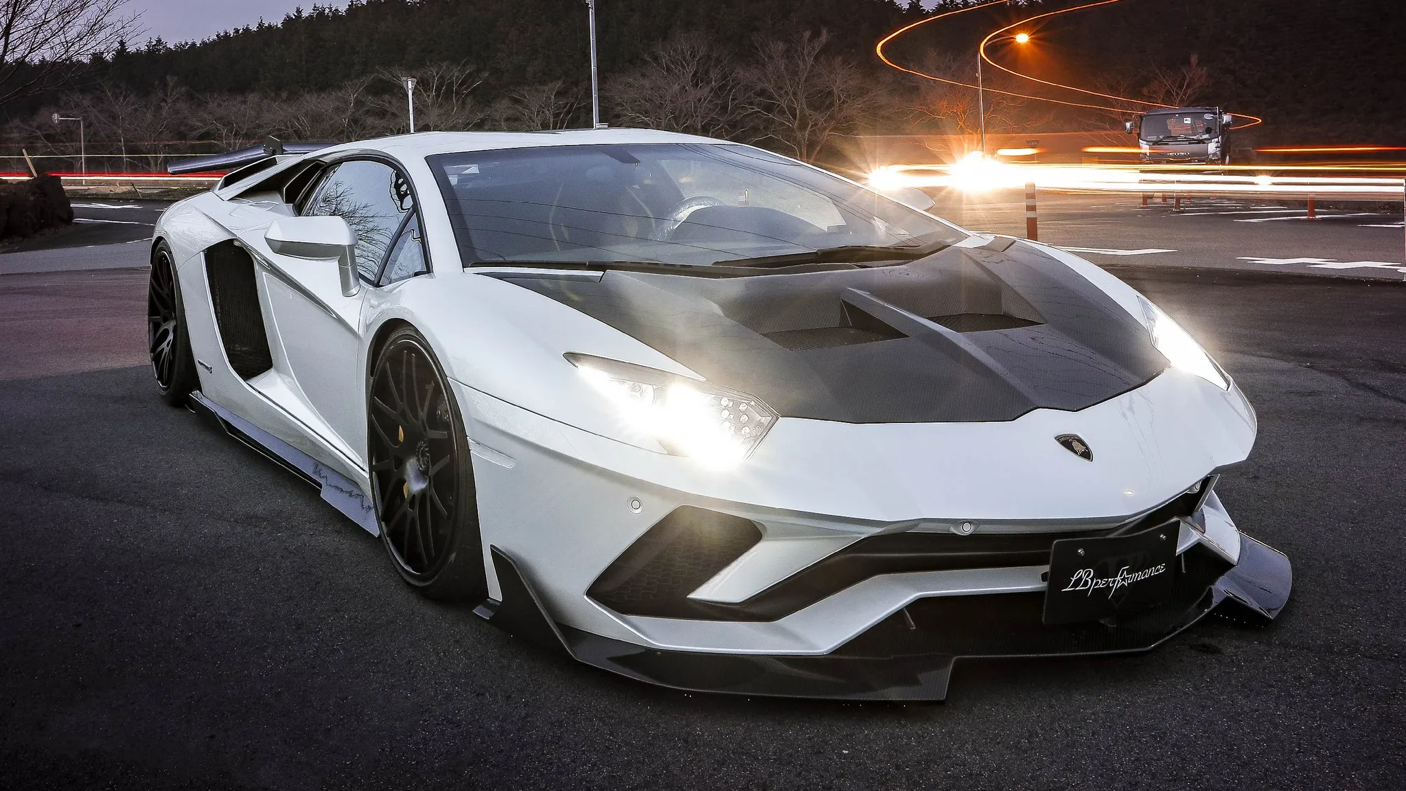 Liberty Walk body kit for Lamborghini Aventador S polyurethan