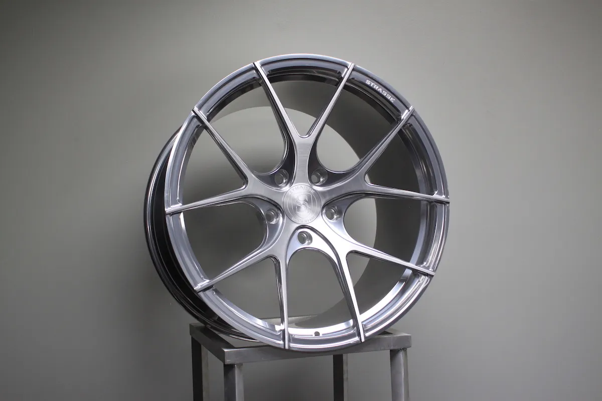 Strasse SM5R DEEP CONCAVE MONOBLOCK forged wheels