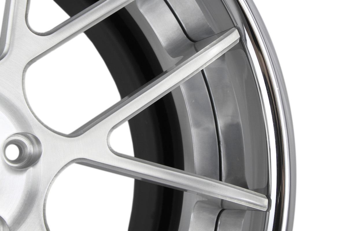 Strasse   SM7 DEEP CONCAVE 3 Piece Forged Wheels