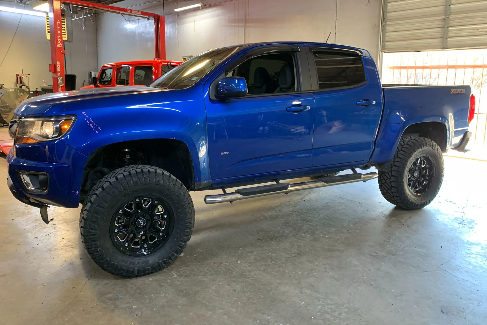 Black Rhino Hollister light alloy wheels