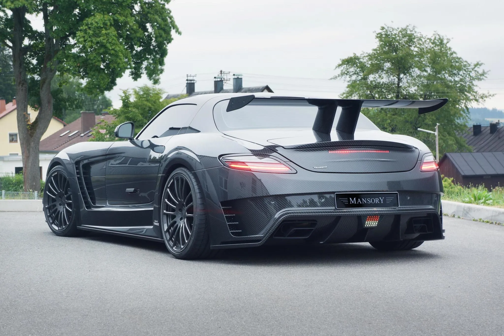 Mansory body kit for Mercedes-Benz SLS AMG carbon