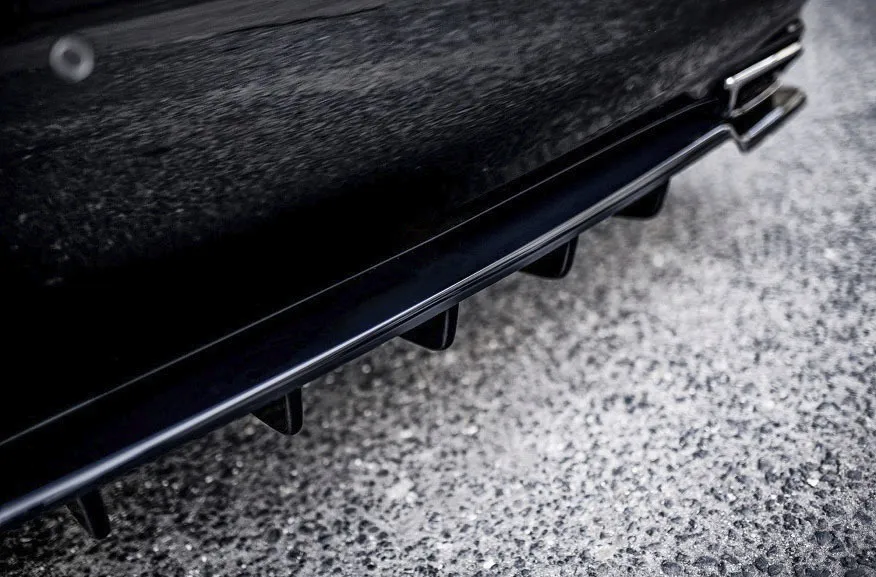 Maxton Design CENTRAL REAR SPLITTER (WITH VERTICAL BARS) FOR LEXUS LS MK4 abs plastic