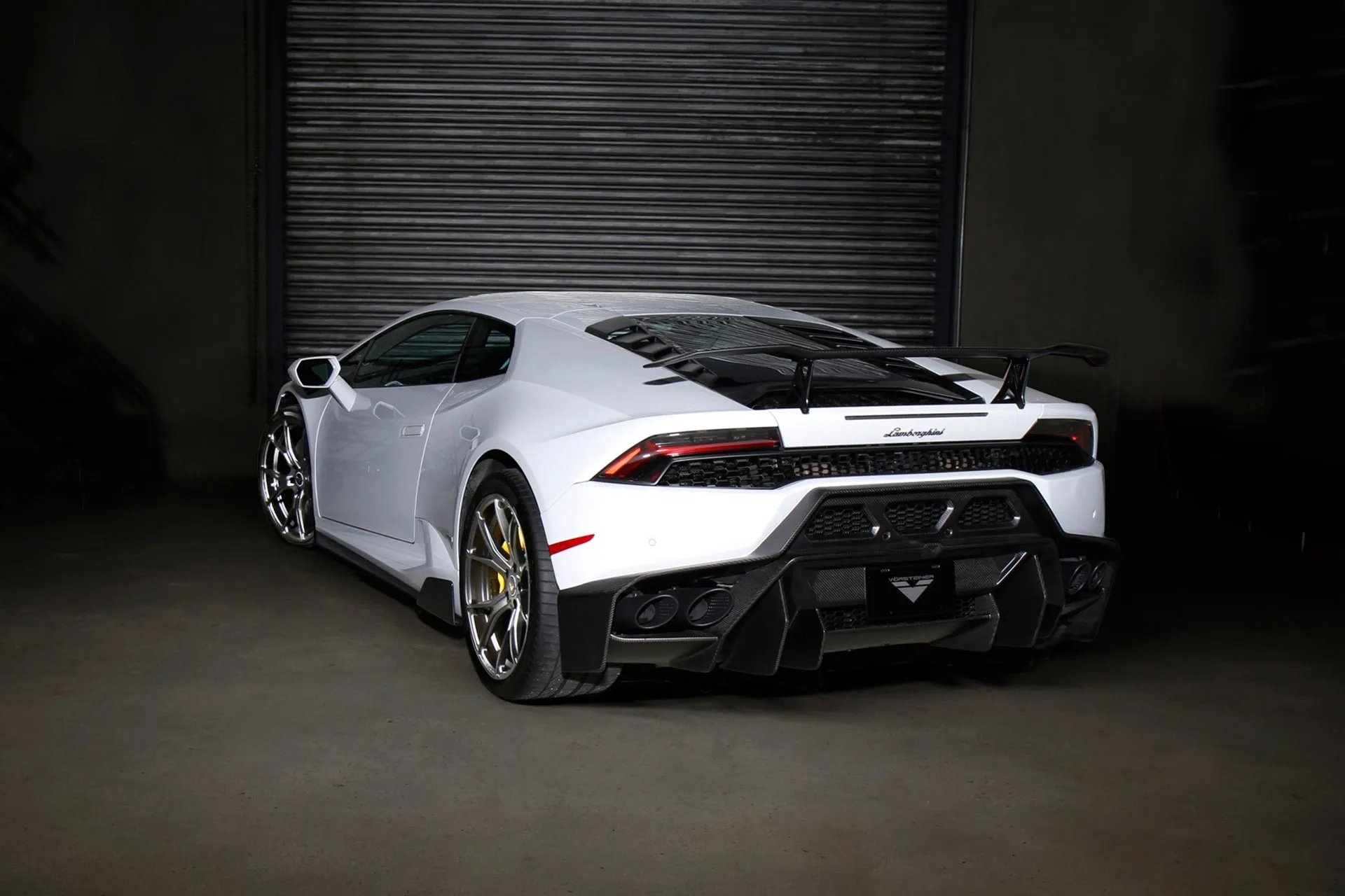 Vorsteiner Nero body kit for Lamborghini Huracan Novara