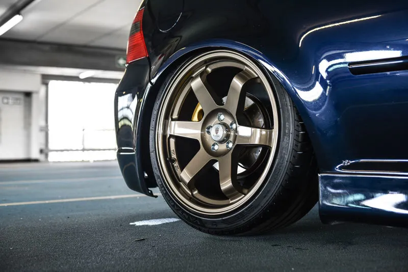 Stuttgart ST16 light alloy wheels