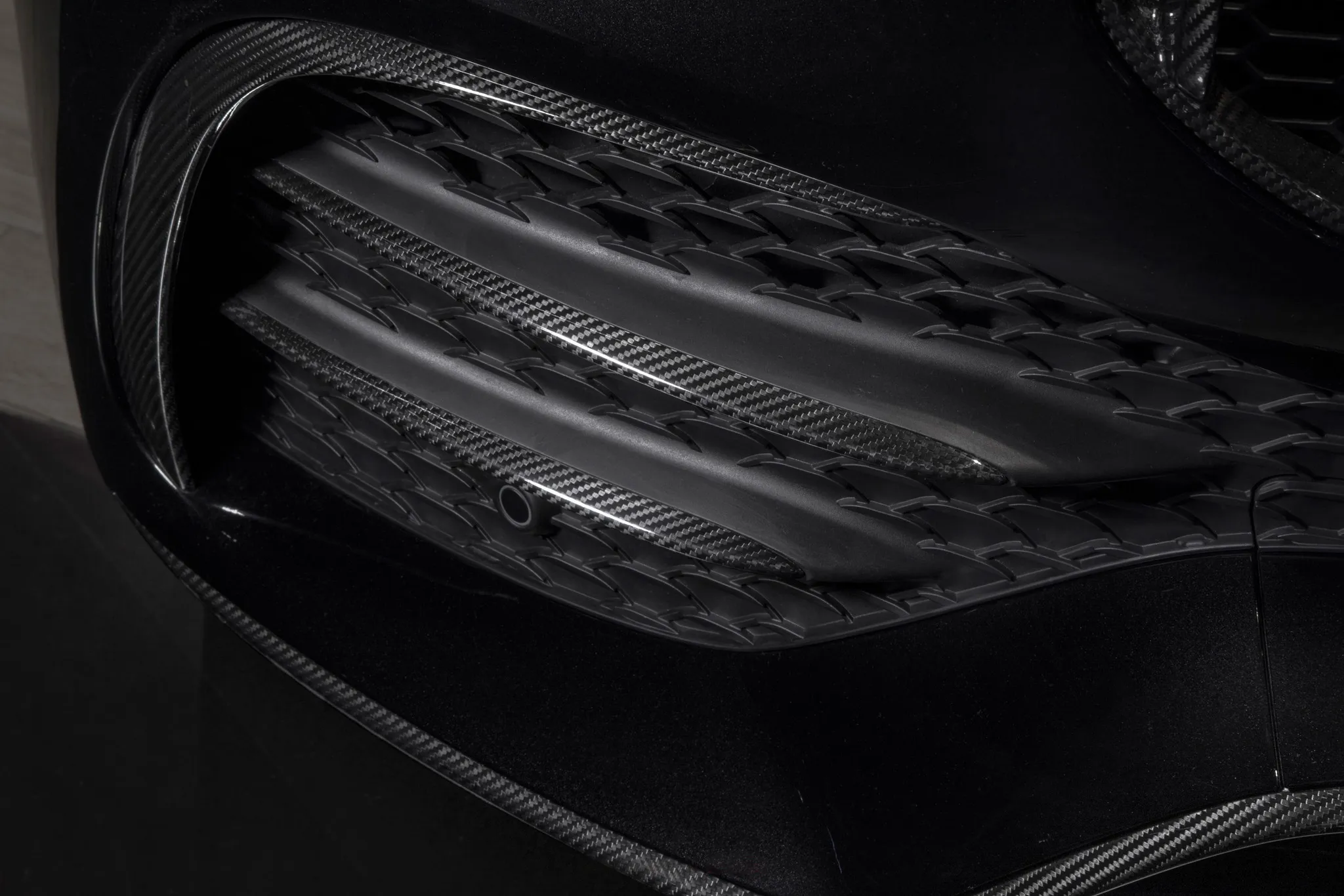 Check price and buy Carbon Fiber Body kit set for Mercedes-Benz  GLE V167
