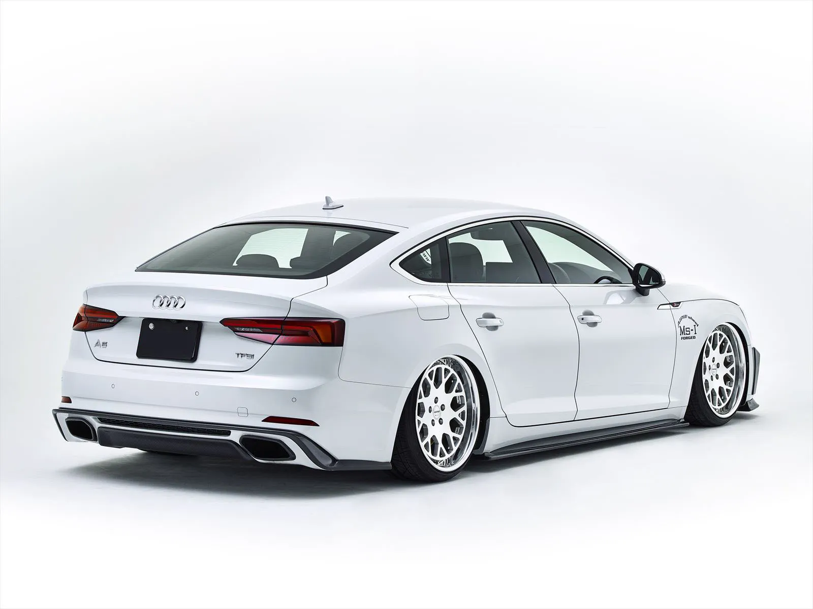 NEWING Bodi Kit for Audi S5 / A5 S-Line Sportback carbon fiber