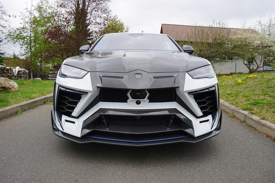 Lamborghini Urus Mansory