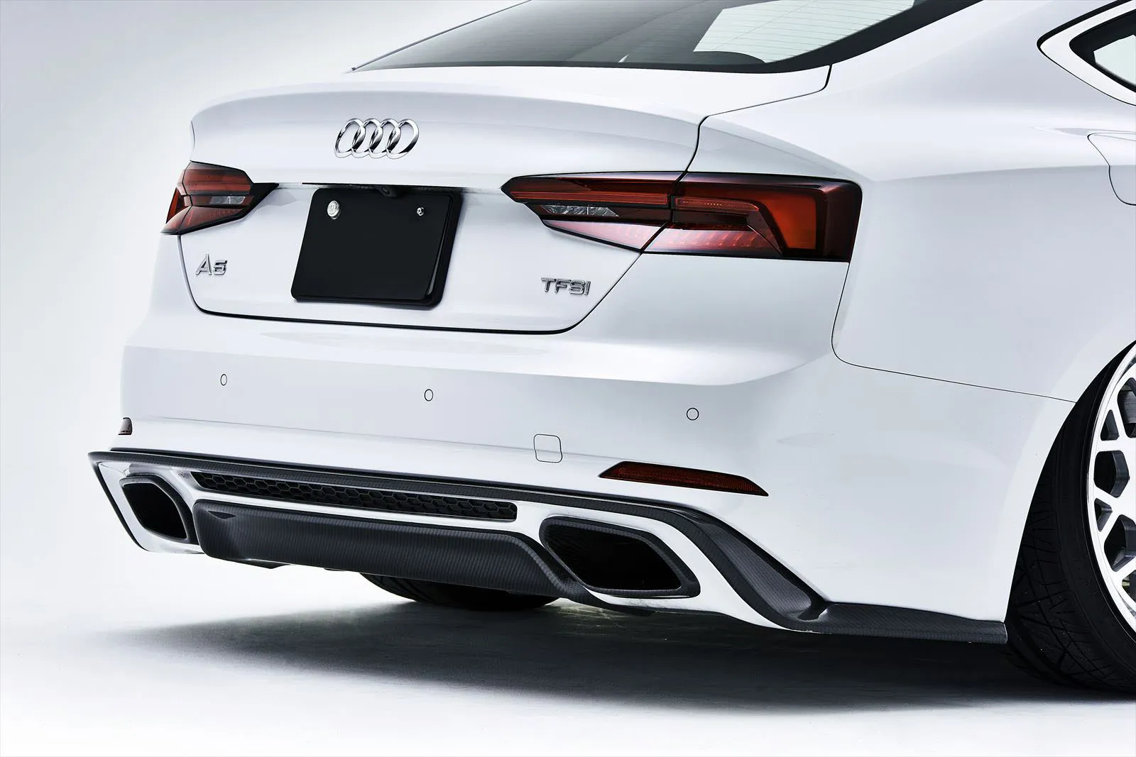 NEWING Bodi Kit for Audi S5 / A5 S-Line Sportback latest model