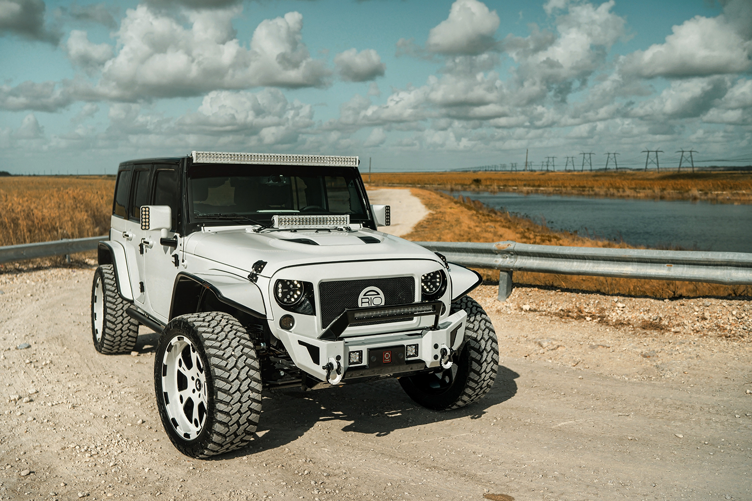 White Jeep Wrangler Tuning elements