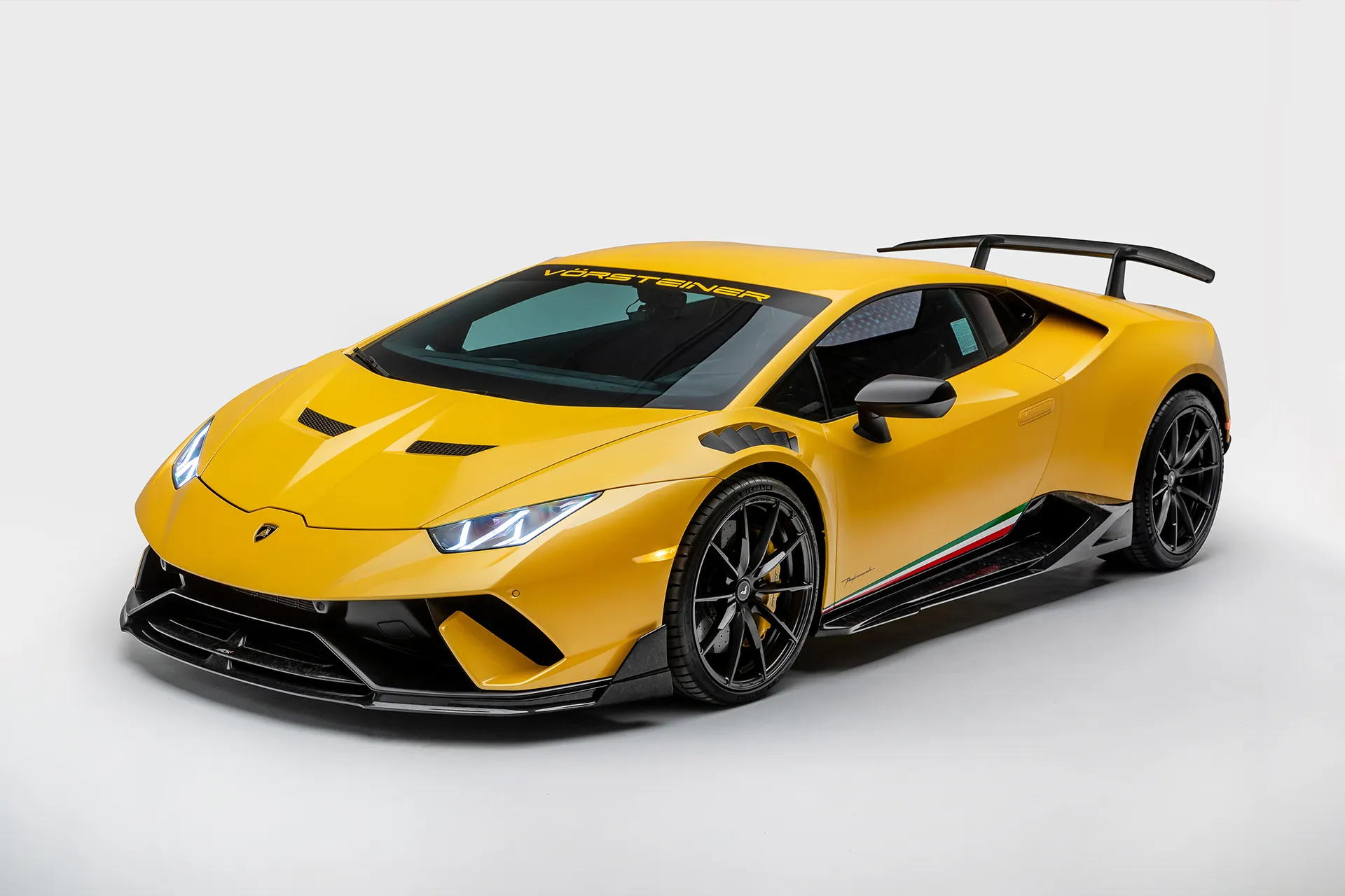 Vorsteiner Nero body kit for Lamborghini Huracan Vincenzo new style