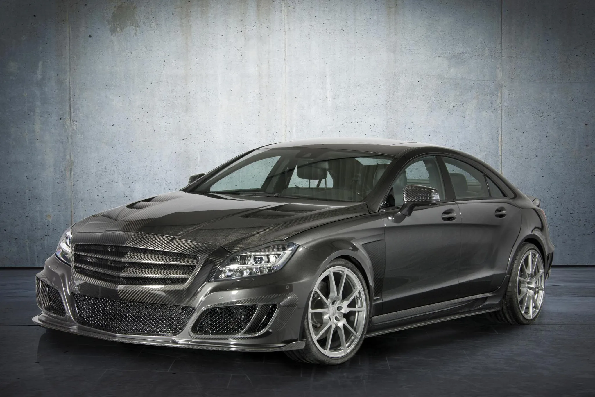 Mansory body kit for Mercedes-Benz CLS new model